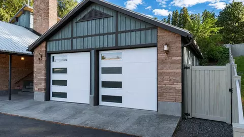 Exterior - 2250 S Grand Ave, Pullman, WA 99163 photo 5 of 11