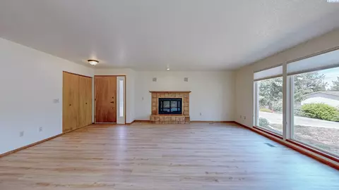 1165 SW Wadleigh Dr, Pullman, WA 99163 photo 3