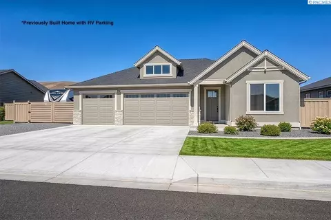 3274 Emory Ave, Richland, WA 99354