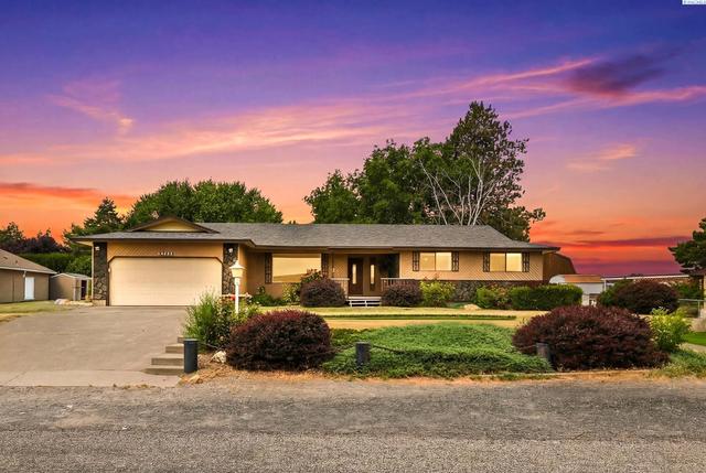 4222 S Fir St, Kennewick, WA 99337