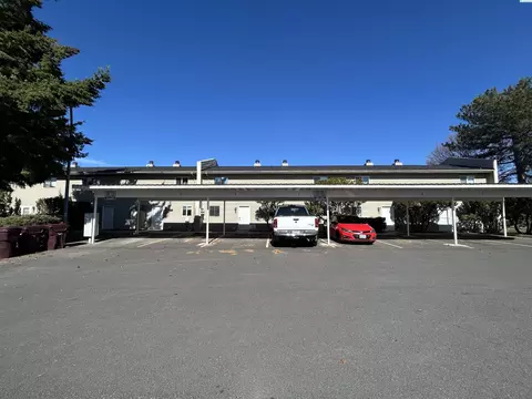 Exterior - 2005 NE Terre View Dr #A-5, Pullman, WA 99163 photo 7 of 8