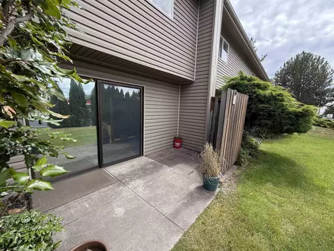 Exterior - 2005 NE Terre View Dr #A-5, Pullman, WA 99163 photo 6 of 8