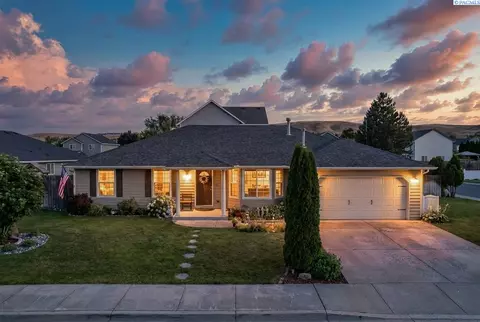 3204 S Quincy Pl, Kennewick, WA 99337