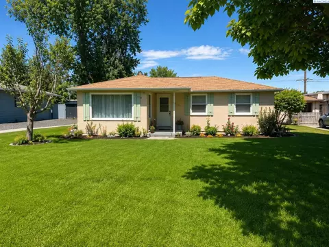 6110 Umatilla, Kennewick, WA 99336