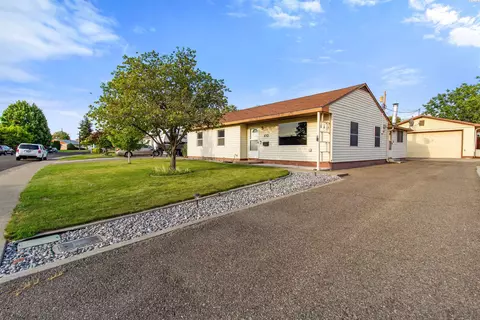 610 Birch Ave, Richland, WA 99352