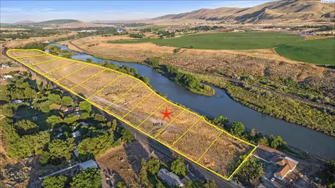 18779 W Old Inland Empire Hwy #LOT 4, Benton City, WA 99320