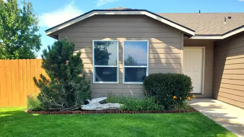 5325 Johnson Dr, Pasco, WA 99301 photo 3