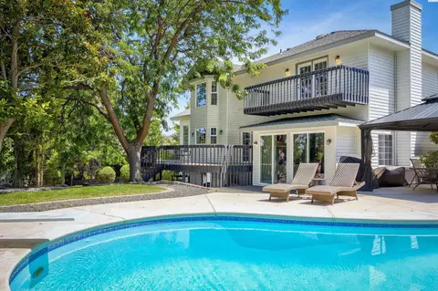 4210 S Neel Ct, Kennewick, WA 99337