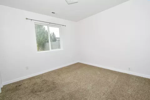 Bedroom - 2515 E Adelia, Pasco, WA 99301 photo 4 of 5