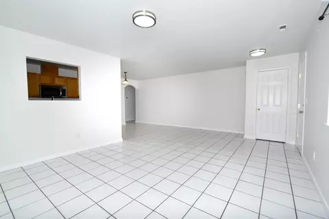 Living - 2515 E Adelia, Pasco, WA 99301 photo 3 of 3