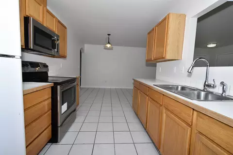 Kitchen - 2515 E Adelia, Pasco, WA 99301 photo 2 of 2