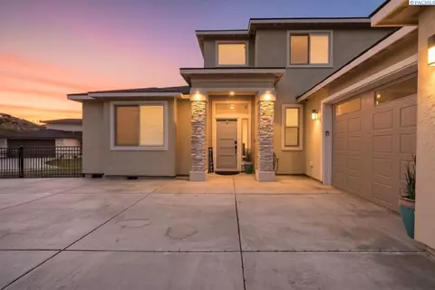 6557 Argos St, West Richland, WA 99353