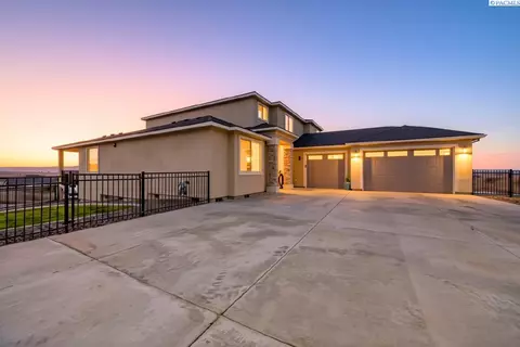 6557 Argos St, West Richland, WA 99353