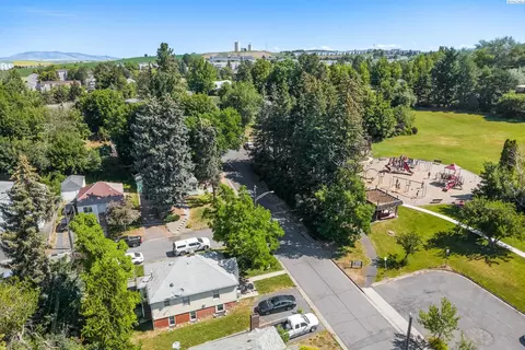 View/Area - 1320 NE Mcgee, Pullman, WA 99163 photo 1 of 4