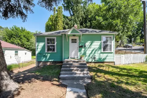 Exterior - 1320 NE Mcgee, Pullman, WA 99163 photo 1 of 6