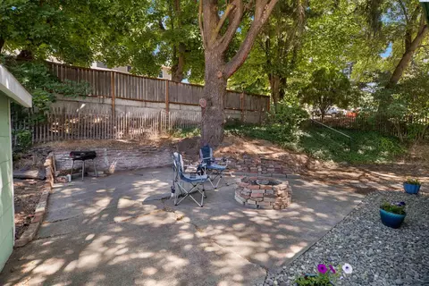 Exterior - 1320 NE Mcgee, Pullman, WA 99163 photo 5 of 6