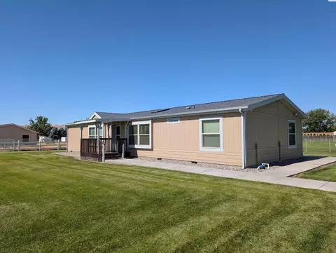 20204 S 2154 Pr SE, Kennewick, WA 99337