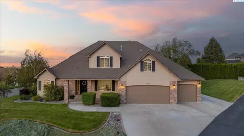 671 Clermont Dr, Richland, WA 99352
