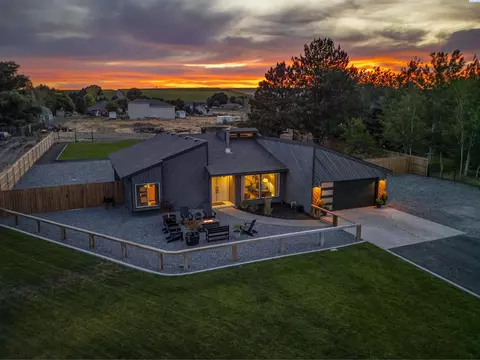 99502 N Lenore Ln, West Richland, WA 99353