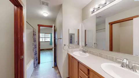 1360 SW Lost Trail Dr, Pullman, WA 99163 photo 15