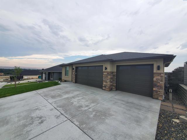 4130 N Clover Rd, Richland, WA 99352