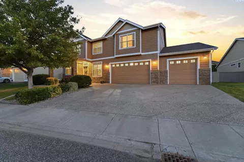 5609 W 14th Ave, Kennewick, WA 99338