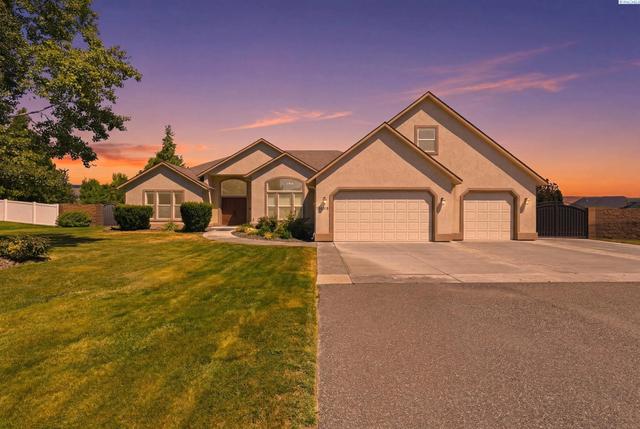 104318 E Nicole Dr, Kennewick, WA 99338