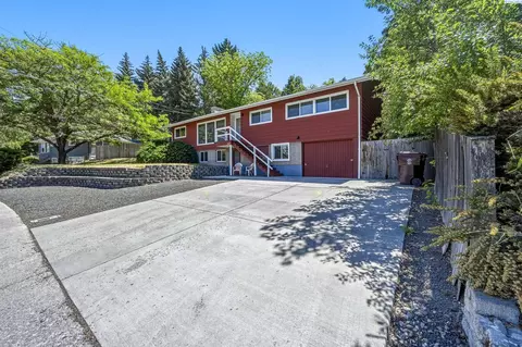 Exterior - 1825 NE Valley Rd, Pullman, WA 99163 photo 7 of 7
