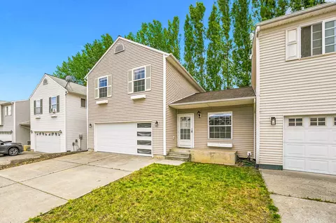 Exterior - 333 NW Parr Dr, Pullman, WA 99163 photo 6 of 6