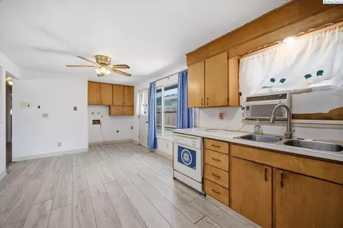 1503 W Howard, Pasco, WA 99301 photo 14