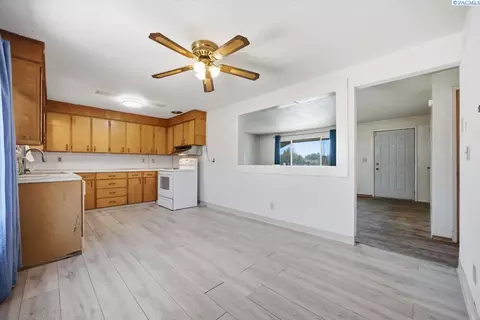 1503 W Howard, Pasco, WA 99301 photo 12