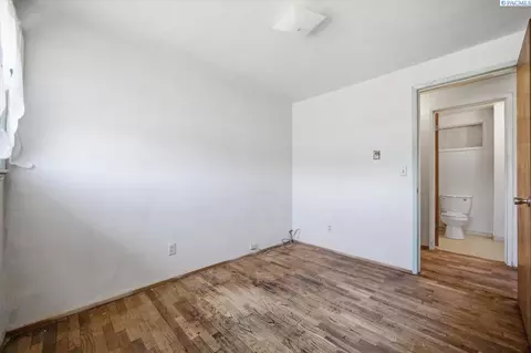 1503 W Howard, Pasco, WA 99301 photo 17