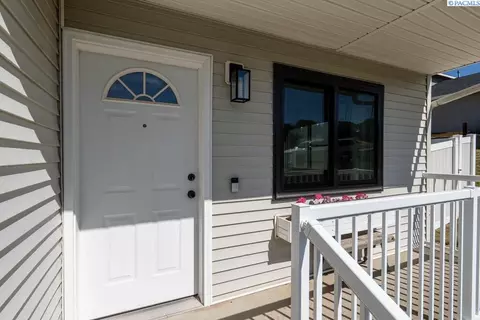 2518 NW Short Dr, Pullman, WA 99163 photo 3