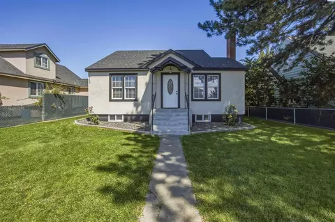 515 W Shoshone St, Pasco, WA 99301