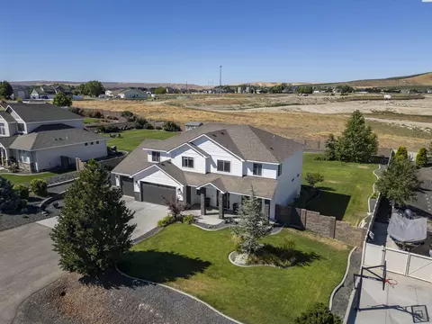 2961 Karlee Dr, Richland, WA 99352