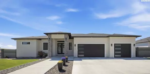 5917 W 28th, Kennewick, WA 99338