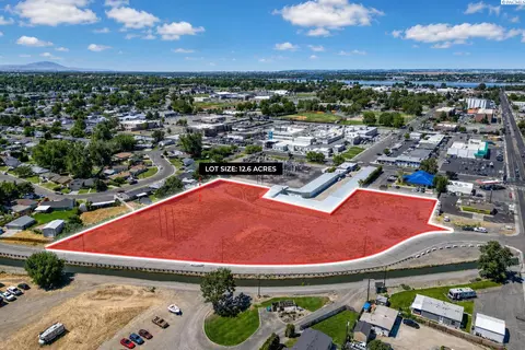18 W 12th Pl, Kennewick, WA 99337