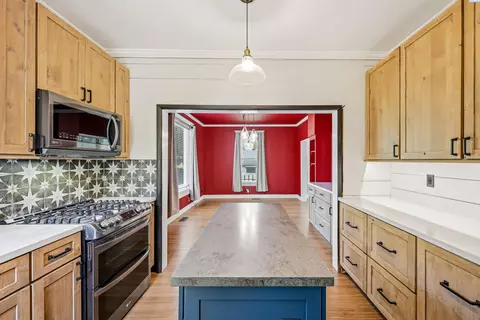 Kitchen - 151 SE Water St, Pullman, WA 99163 photo 2 of 4