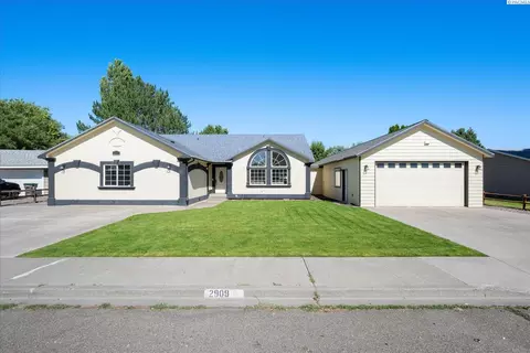 2909 S Yelm St, Kennewick, WA 99337