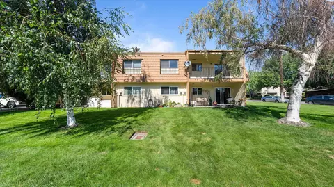 2389 Hood Ave #D, Richland, WA 99354