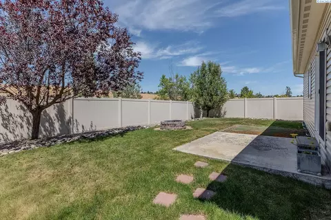 Exterior - 1486 SW Lost Trail Dr, Pullman, WA 99163 photo 3 of 3
