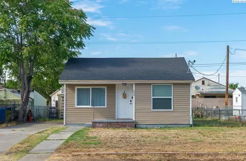 804 Davenport, Richland, WA 99352