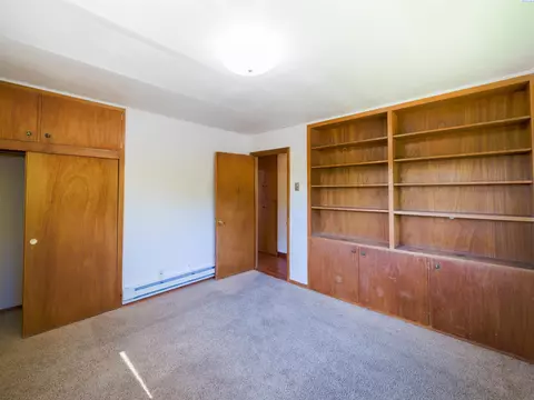 Bedroom - 1205 NW Clifford St, Pullman, WA 99163 photo 4 of 7