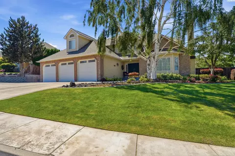 4102 S Ledbetter St, Kennewick, WA 99337