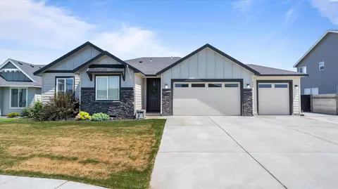 514 Constance Ave, West Richland, WA 99353