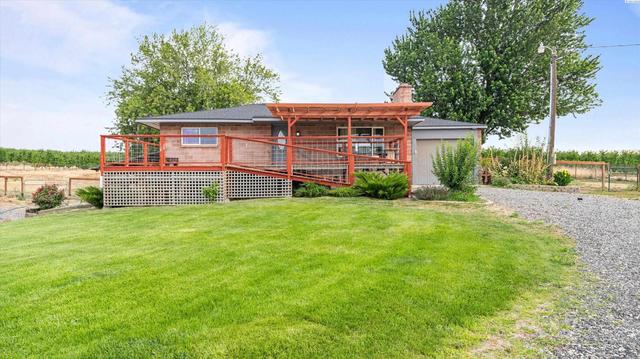 27504 W Orcutt Rd, Benton City, WA 99320