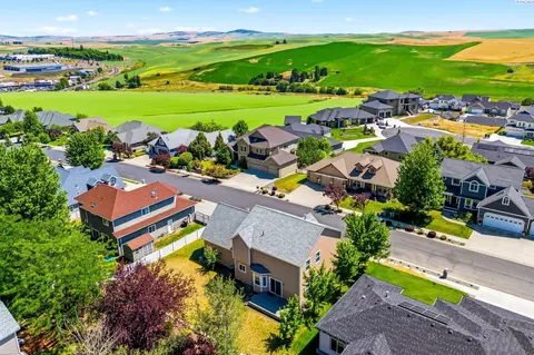 View/Area - 610 SW Sundance, Pullman, WA 99163 photo 1 of 5