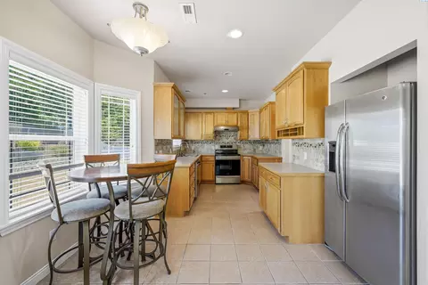 Kitchen - 610 SW Sundance, Pullman, WA 99163 photo 1 of 4