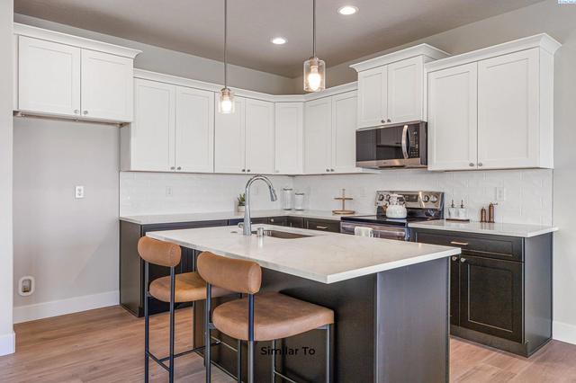 7674 Grapevine Ct, West Richland, WA 99353