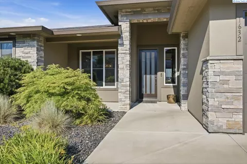 1632 Naples Ln, Richland, WA 99352